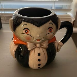 Johanna Halloween mug Dracula